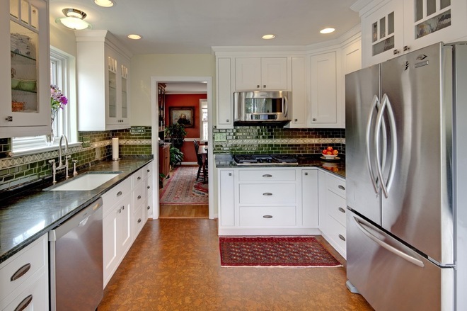 Cork flooring design for kitchen