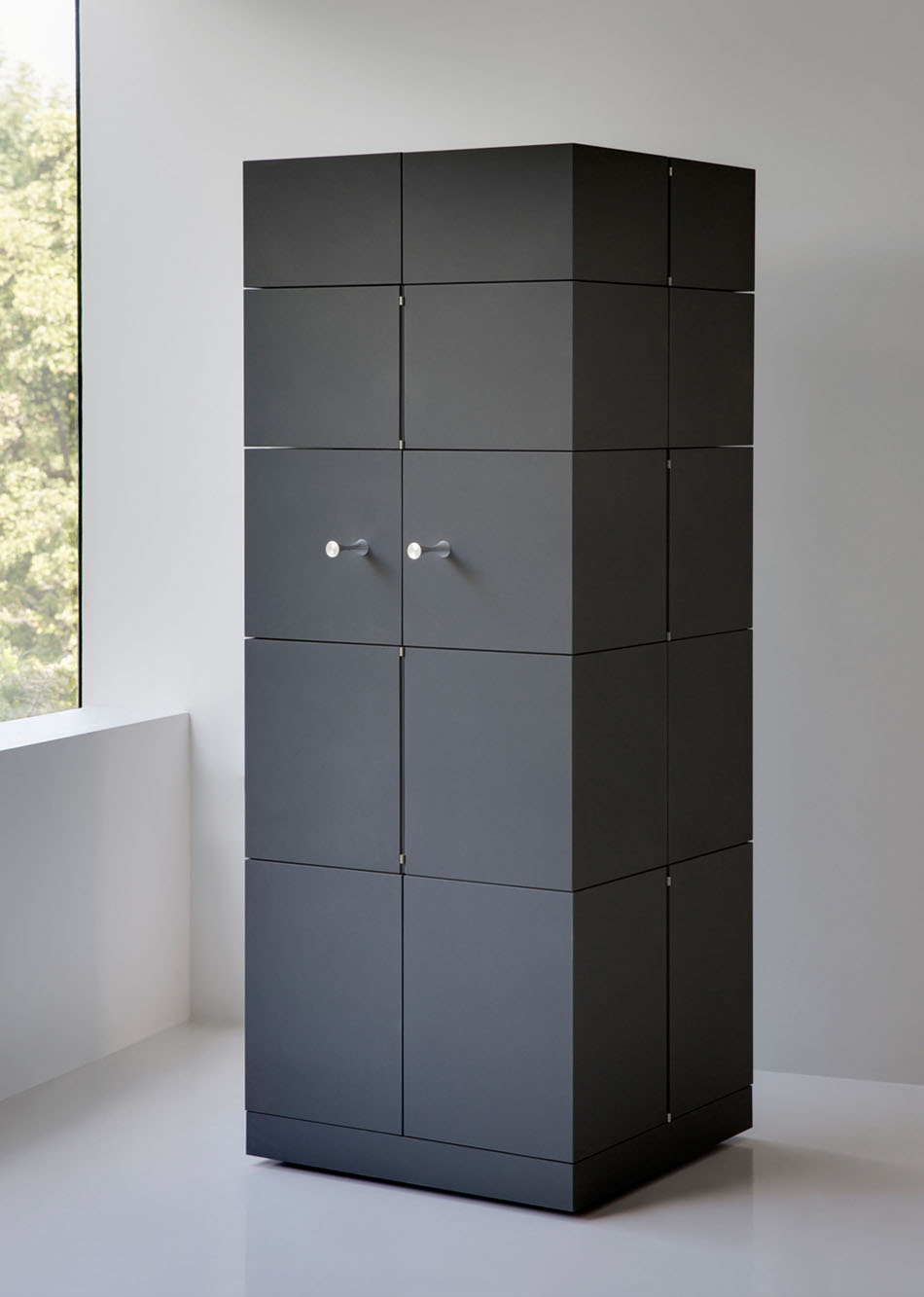 cube-cubrick-cabinet-compact