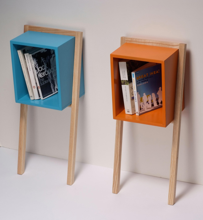 cube-shaped-bookshelf-1