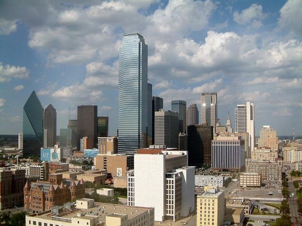 Dallas texas skyline