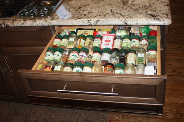 Dedicated drawer for spices