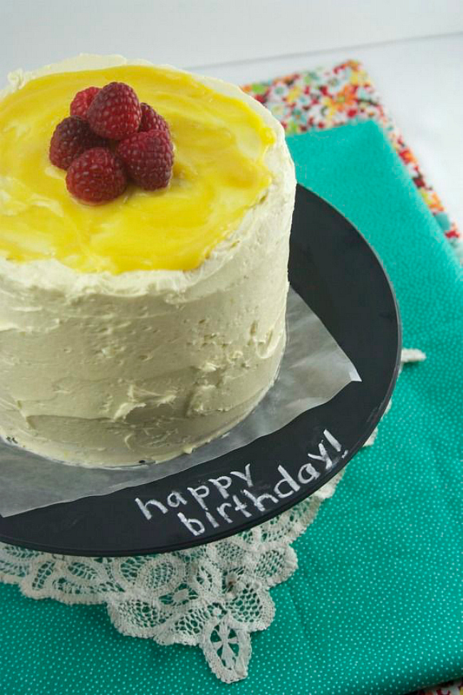 diy chalkboard cake stand
