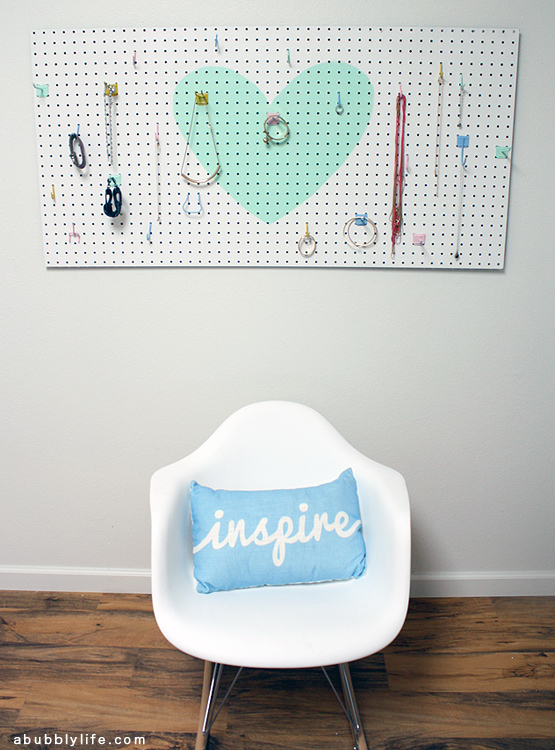 diy-pegboard-jewelry