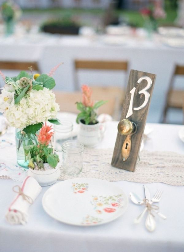 Vintage Door Knobs And How To Give Them A New Purpose
