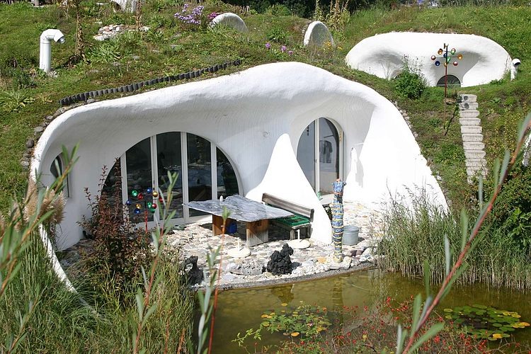 Earth house estate image2