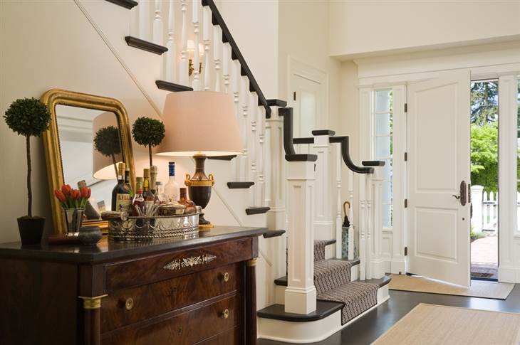 Entryway bar tray design