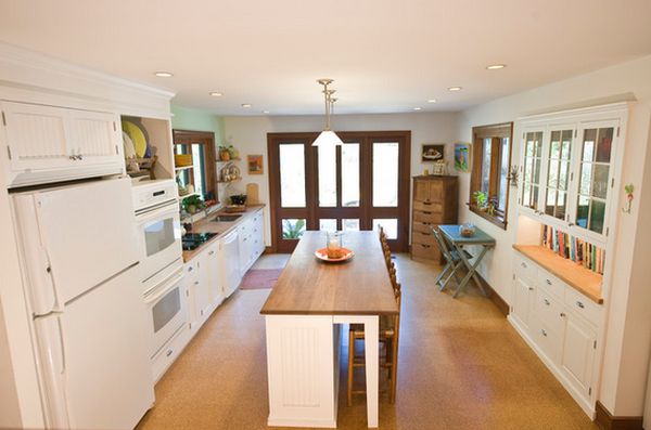 Farm kitchen style cork floor