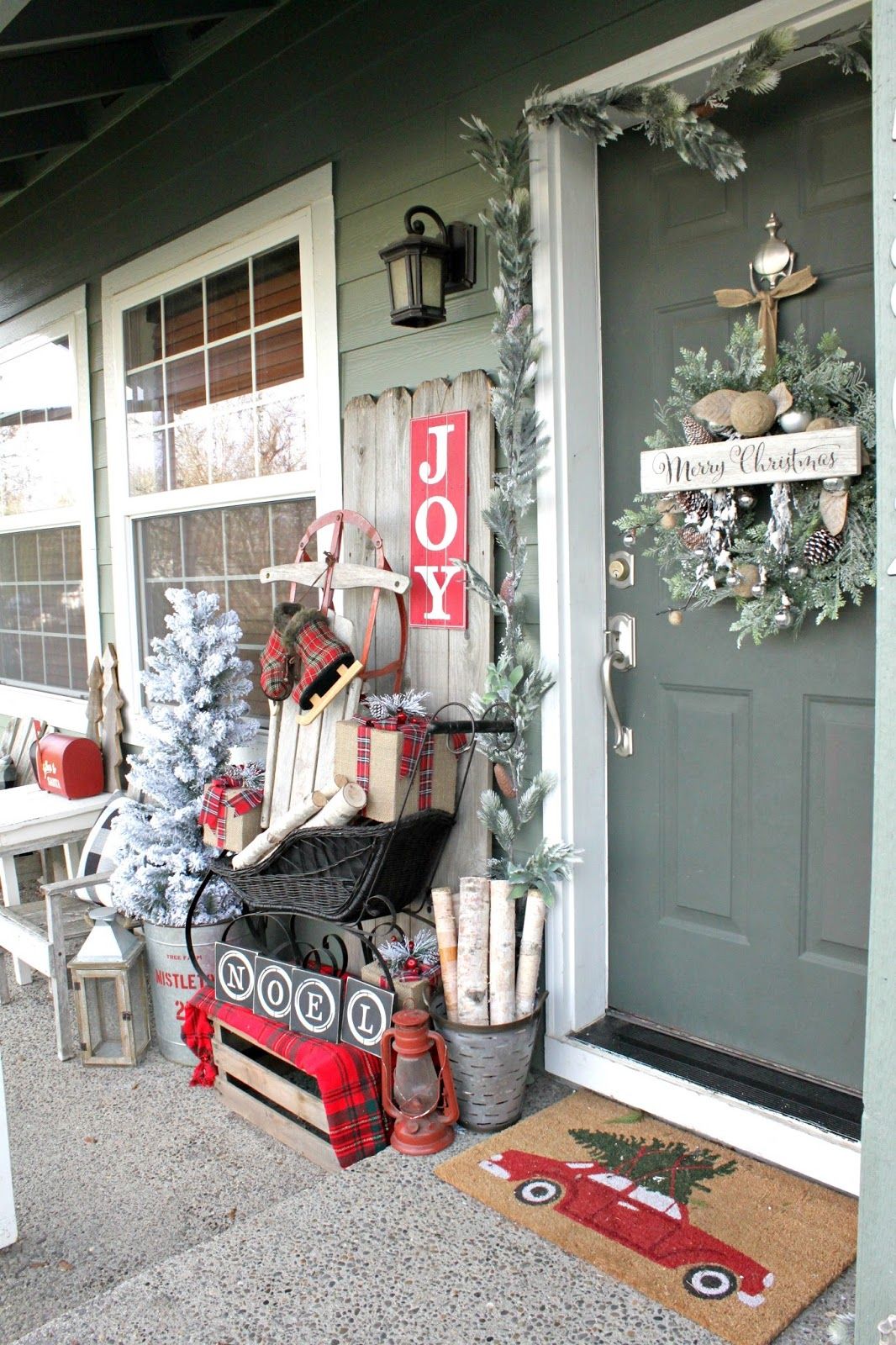 farmhouse Christmas decor