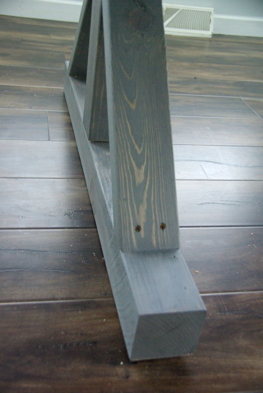 Farmhouse table legs detail