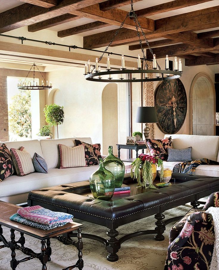 great-spanish-living-room-design
