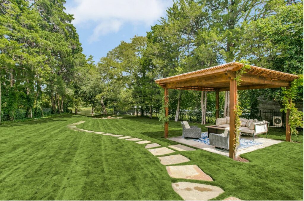 Green grass with pergola and path 1024x678