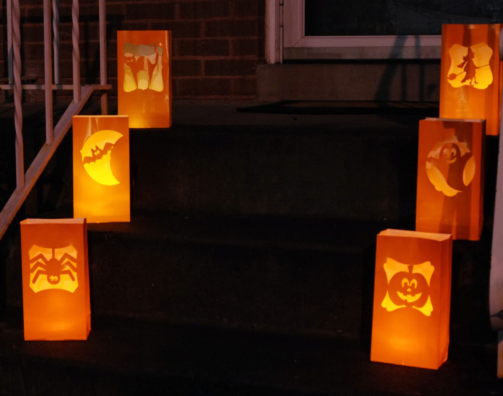 Halloween luminaries