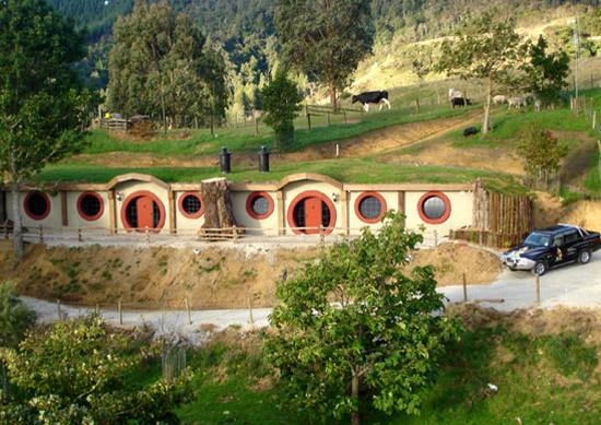 Hobbit motel design