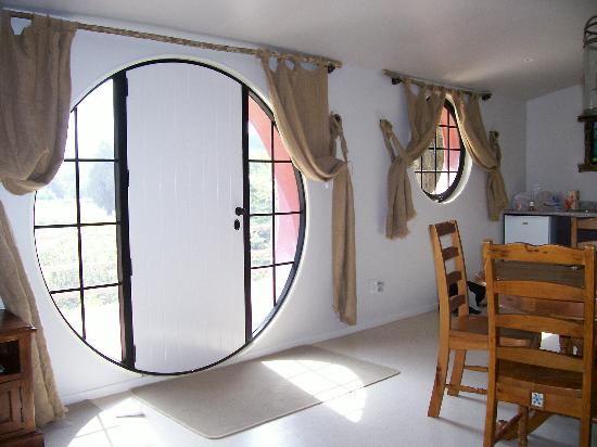 Hobbit motel design1