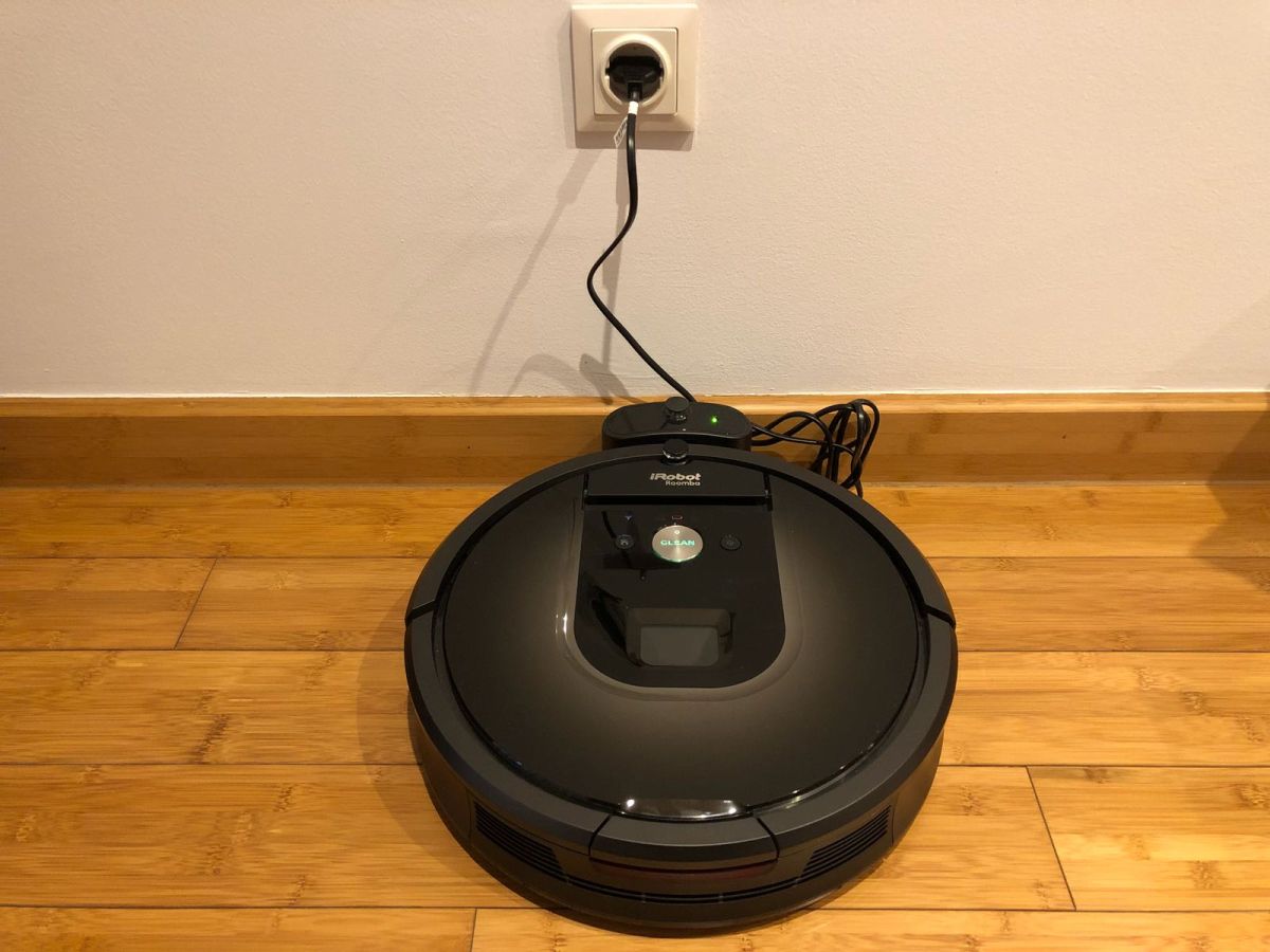 Irobot Roomba 980 Vacuum Charging system