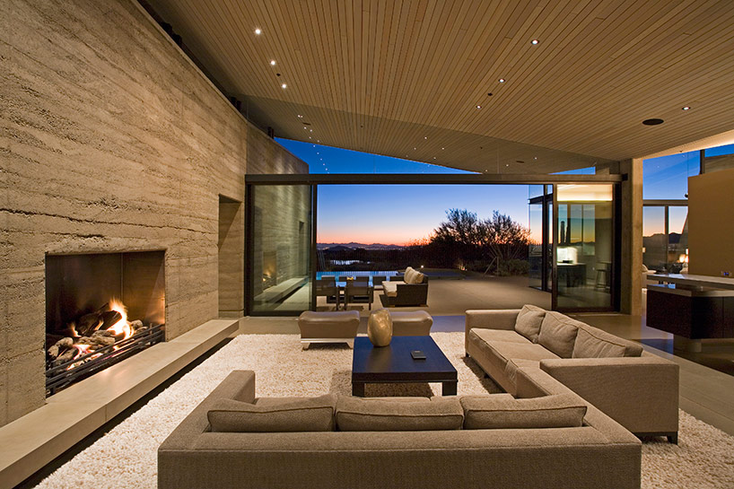 kendle design collaborative casts the desert wing house fireplace.