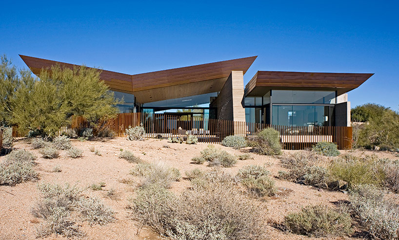 kendle design collaborative casts the desert wing house front