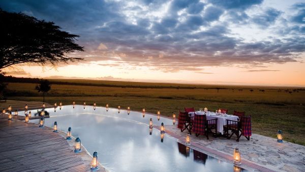 Kichwa tembo bateleur camp1