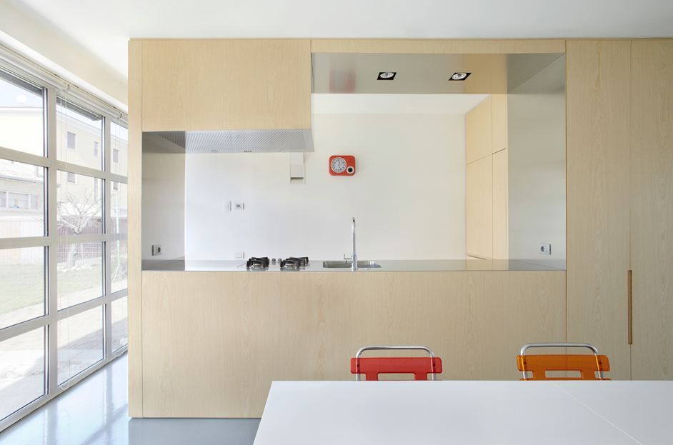 kitchen designed by Roberto Zanoletti