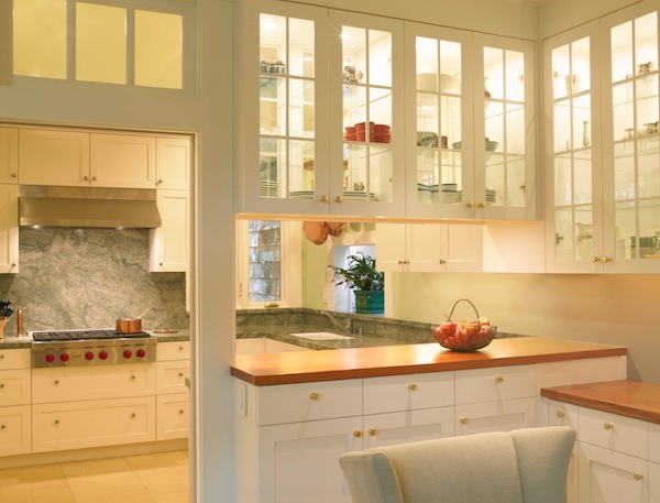 Simple Ideas to Change your Kitchen with Glass