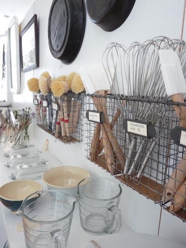 Kitchen utensils brushes