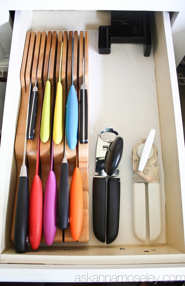 Knives drawer storage organizer