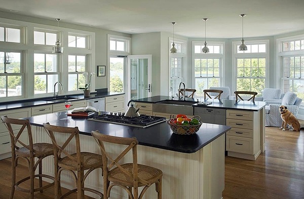 Large kitchen design black top