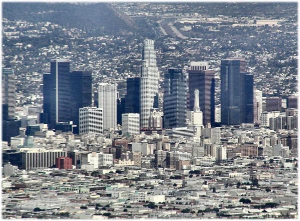 Los angeles skyline1