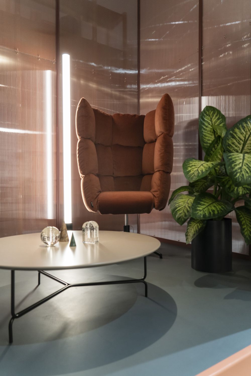 manerbaspa Undecided tufted chair