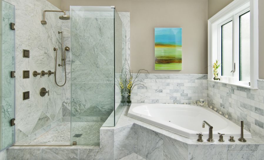 marble-bathroom-tiles-corner-built-in-tub