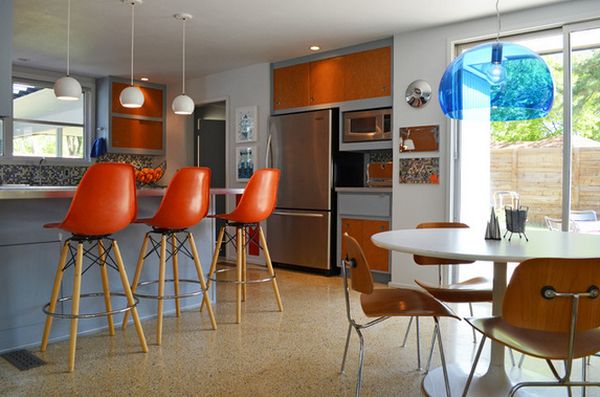 Midcentury decor bar