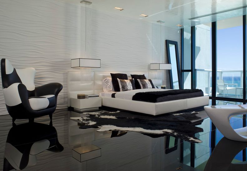 Shiny Floor And Accent Pieces