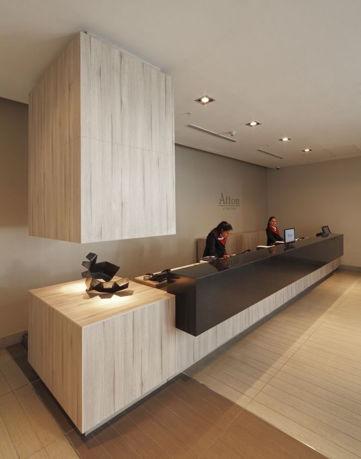 Minimalist eye cathing reception desk