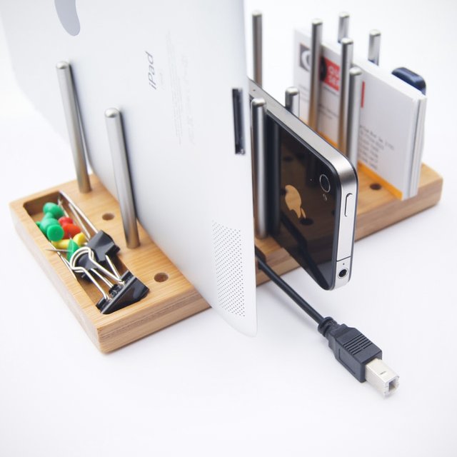 Modo desk organizer