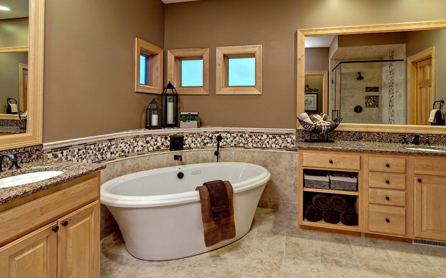 more-bathroom-space-by-placing-tub-in-corner