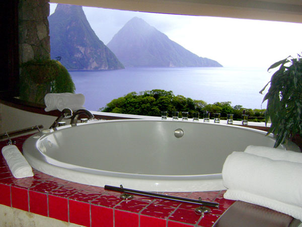 mountain-view-from-bathtub