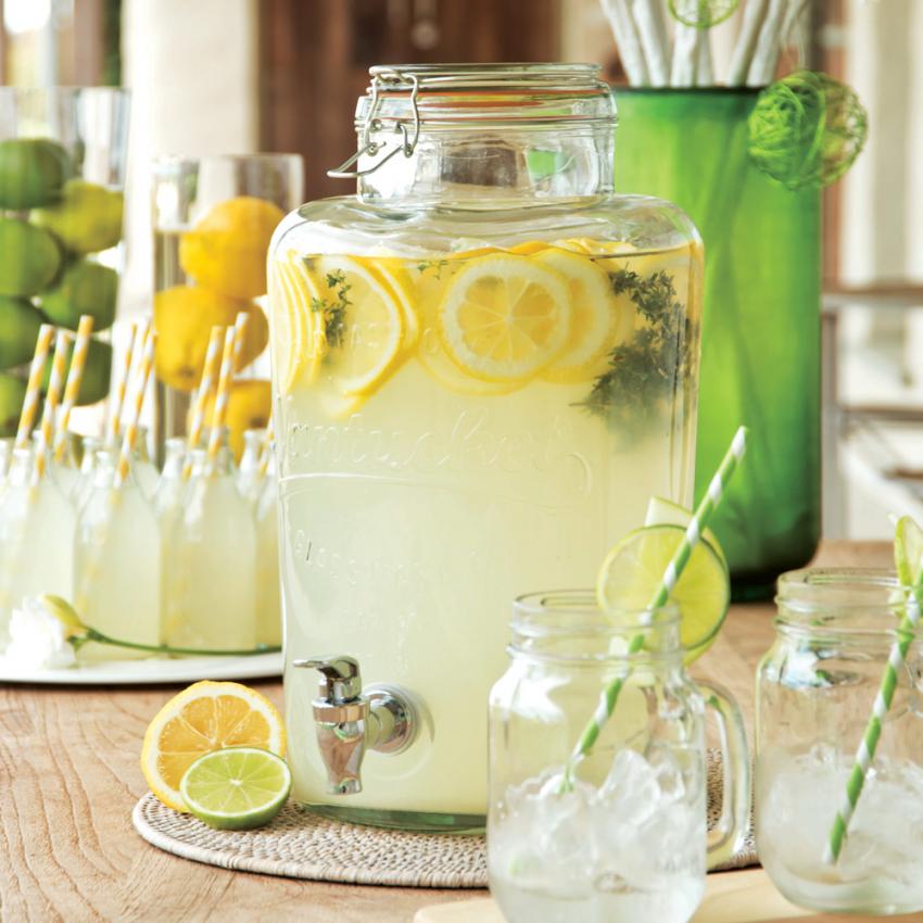 Natural lemon juice mason jar drinking cup