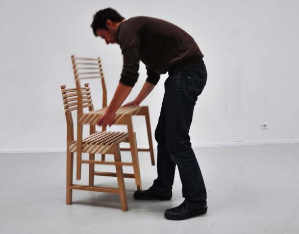 Nestles three chairs in one