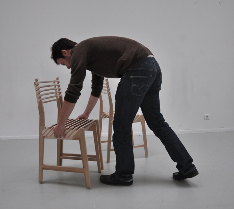 Nestles three chairs in one3