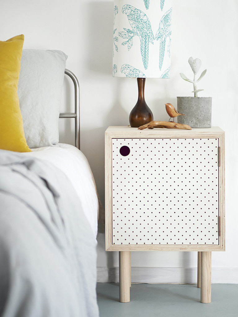 nightstand-pegboard