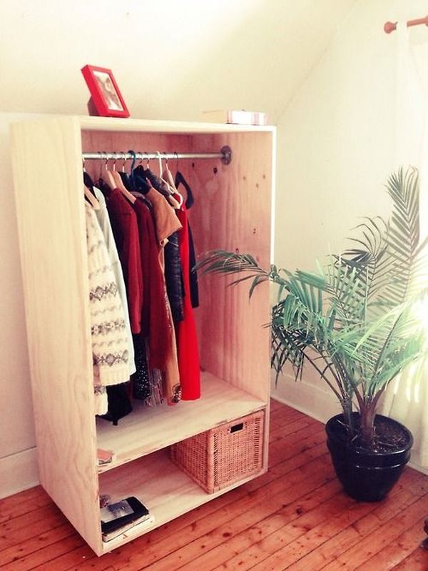 Open closet storage for clothes