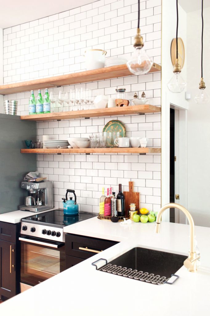 Open wood kitchen shelves