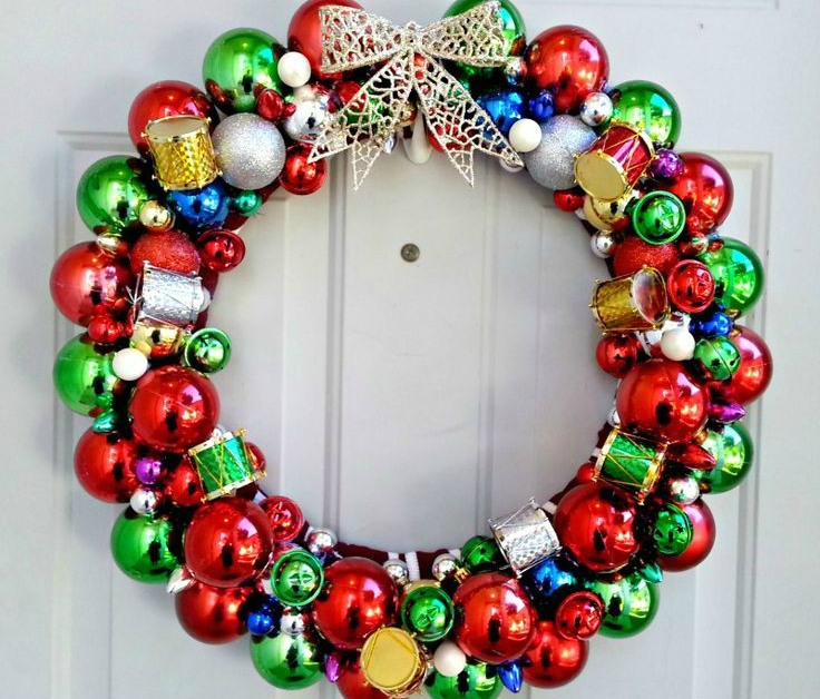 Ornaments wreath