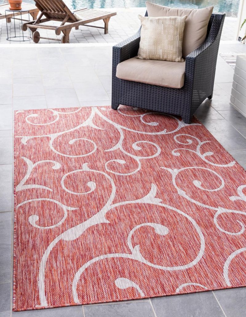 Outdoor red botanical design rug