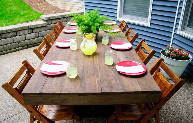 Outdoor traditional dining table