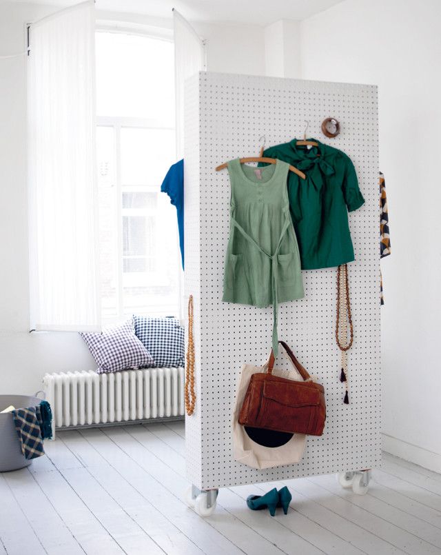 pegboard-wall-divider