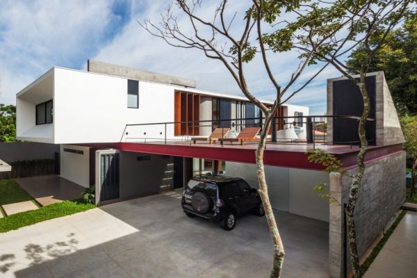 Planalto house by flavio castro