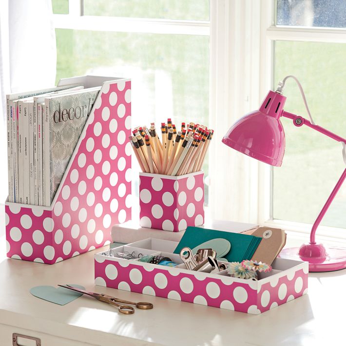 Polka dots desk accessories