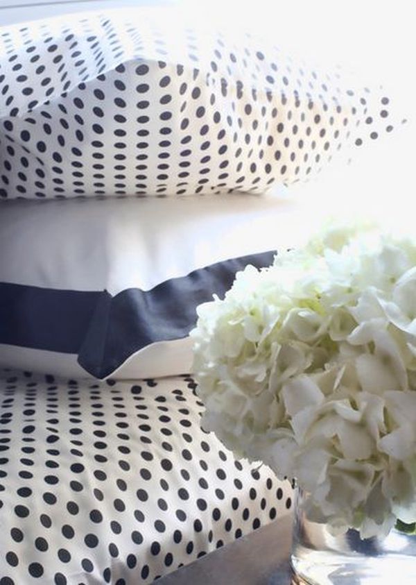 Polka dots pillow
