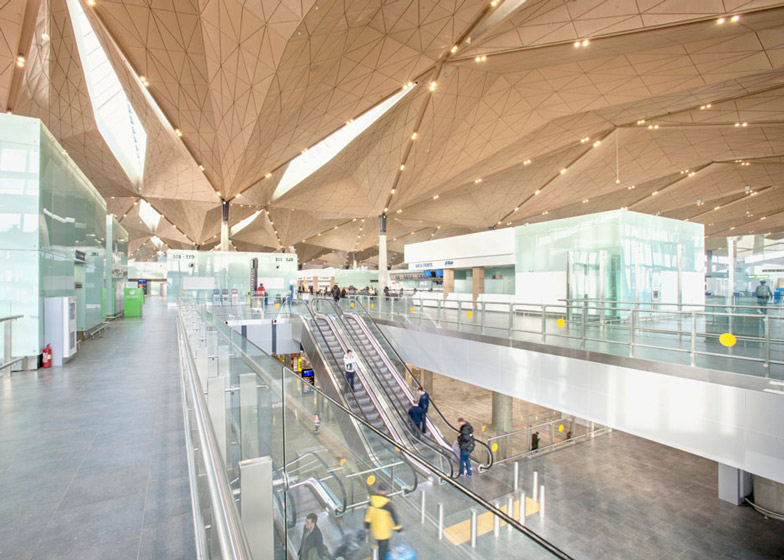 Pulkovo international airport terminal2